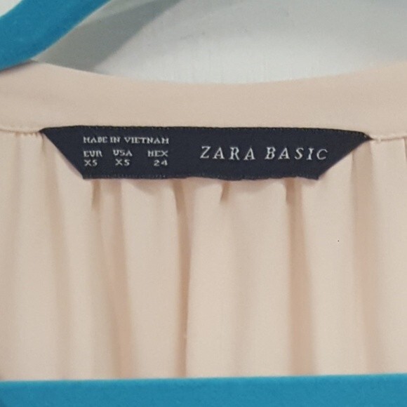 Zara Basics White Cream Short Sleeve Blouse - Picture 4 of 4